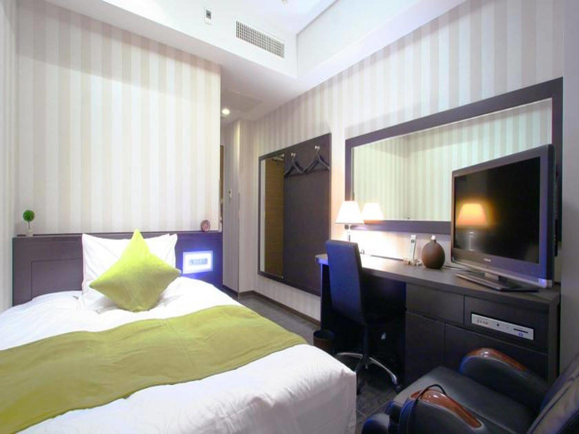 Hotel Coco Grand Kitasenju Токіо Екстер'єр фото