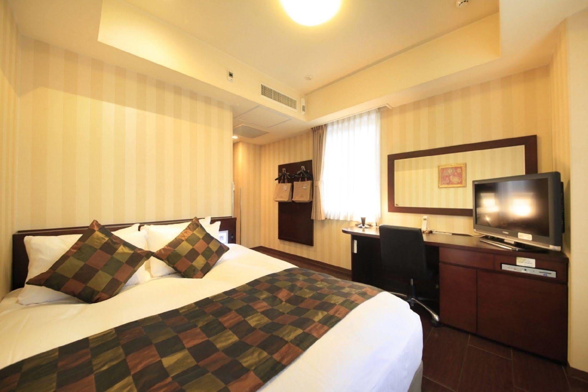 Hotel Coco Grand Kitasenju Токіо Екстер'єр фото